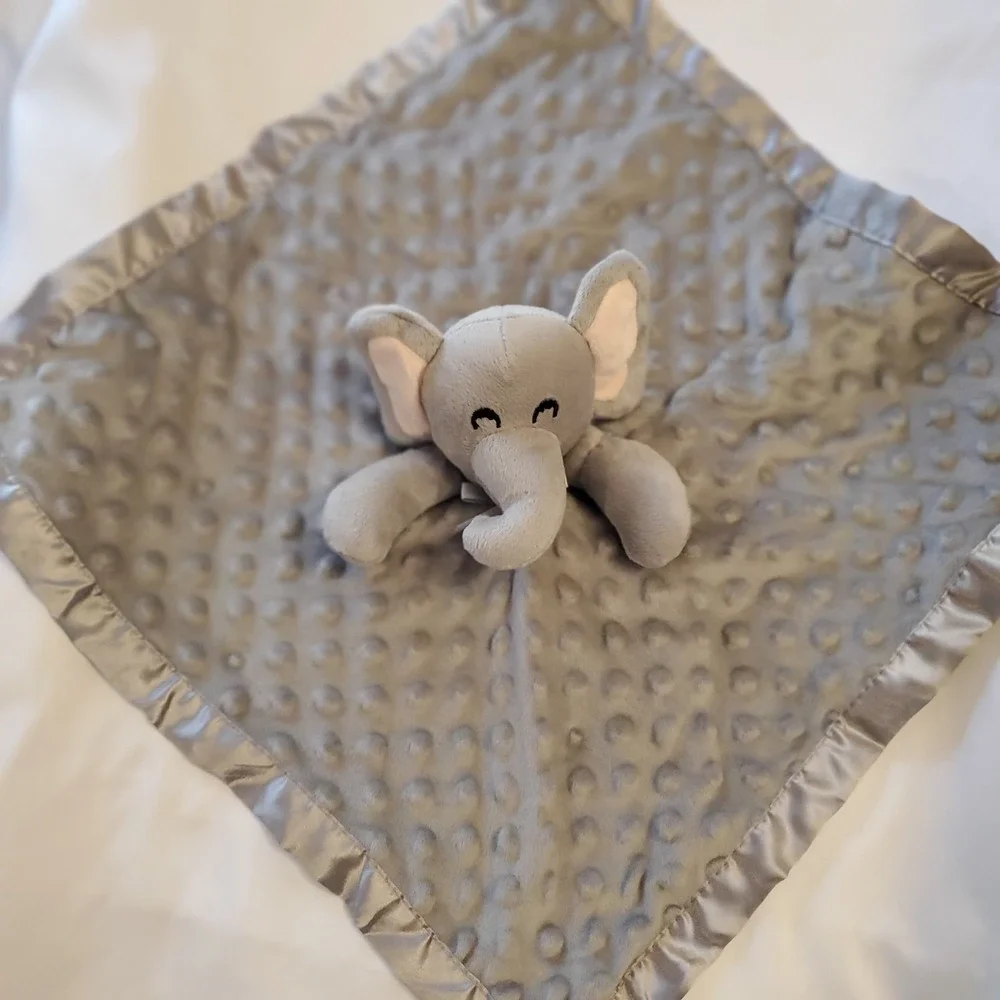 Gray Minky Dot ELEPHANT Crinkle Ears Plush Satin‎ Security Blanket Lovey Gleem